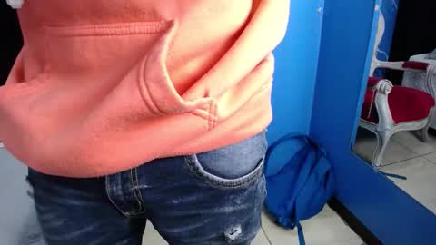 IcaroNoctur online show from February 11, 2:05 am