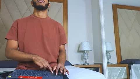 icarovaldez online show from September 10, 11:43 am