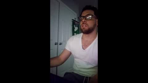 Snapshot of icarra413 chatting on May 15, 11:23 pm icarra413 online show from May 15, 11:23 pm