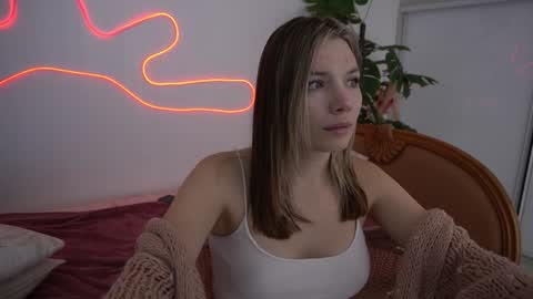 Danielle online show from December 7, 7:10 pm