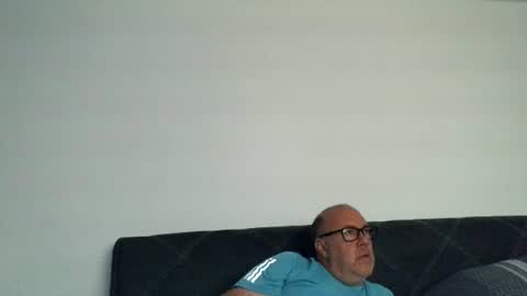 Snapshot of iceoli123 chatting on June 16, 4:53 pm iceoli123 online show from June 16, 4:53 pm
