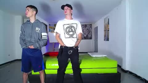 THOMAS AND DAMIAND online show from September 24, 1:14 pm