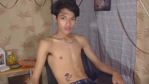 Snapshot of iconic_slim chatting on September 10, 3:39 am iconic_slim online show from September 10, 3:39 am
