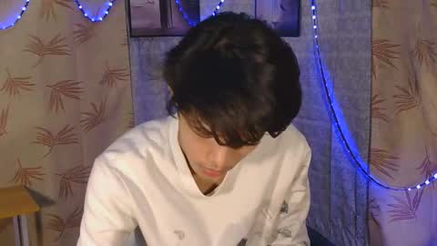 Snapshot of iconic_slim chatting on September 14, 2:49 pm iconic_slim online show from September 14, 2:49 pm