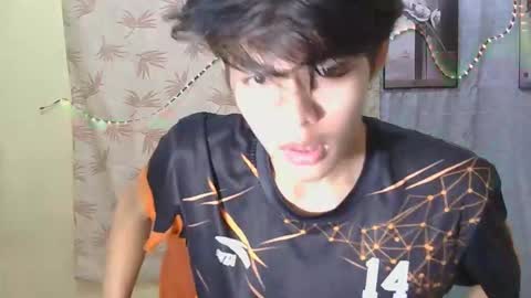 Snapshot of iconic_slim chatting on September 21, 1:46 pm iconic_slim online show from September 21, 1:46 pm