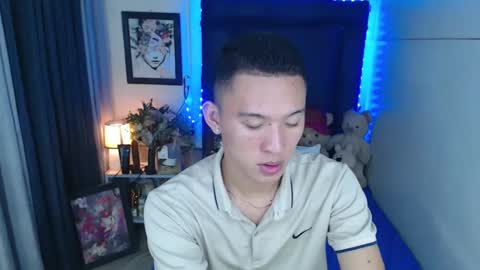 Mateo online show from December 24, 2:22 pm