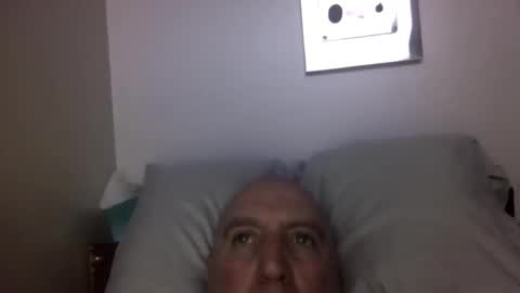 Snapshot of icumming chatting on April 21, 7:39 pm icumming online show from April 21, 7:39 pm