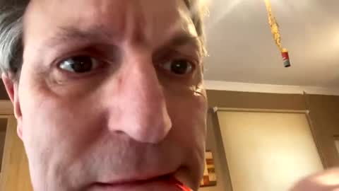 icums4u online show from February 4, 2:43 pm