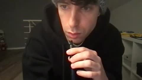 icyninesix online show from December 16, 5:11 pm