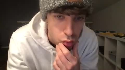 icyninesix online show from December 20, 7:39 pm