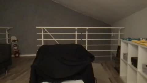 icyninesix online show from January 2, 8:35 pm