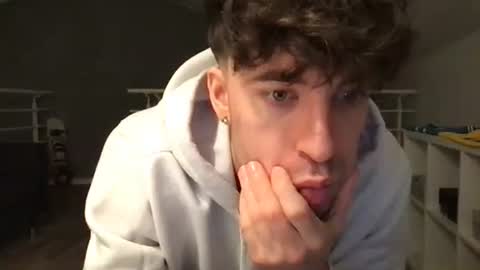 icyninesix online show from January 9, 10:41 pm