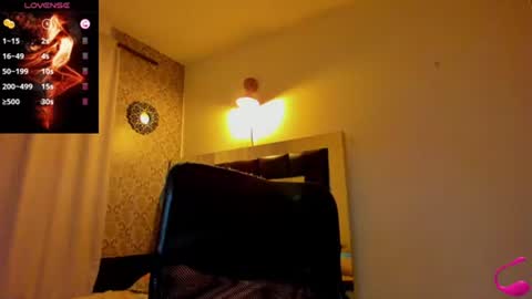 Idara Smith online show from July 11, 1:52 am
