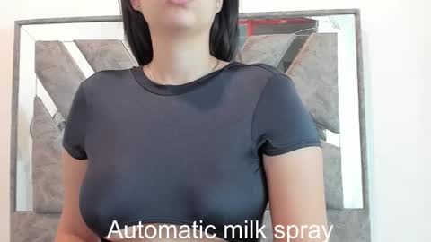 Idara Zanin online show from December 17, 11:38 am