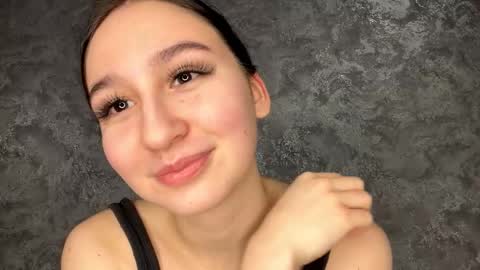 Sofi online show from December 18, 4:24 pm