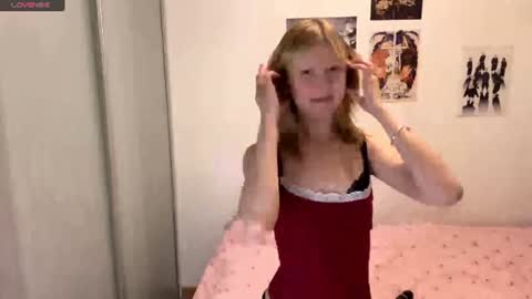 Sarah online show from July 31, 7:13 pm