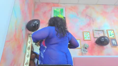 Snapshot of idiris_big chatting on October 22, 12:27 pm Idiris online show from October 22, 12:27 pm