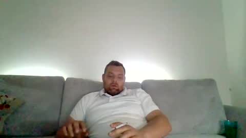 Snapshot of idotujsdaucg chatting on July 6, 12:18 am idotujsdaucg online show from July 6, 12:18 am