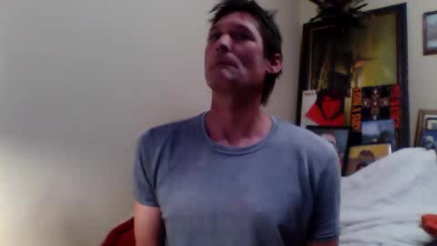 Snapshot of ifoundthegspot chatting on April 4, 9:51 am Darthmark420 online show from April 4, 9:51 am