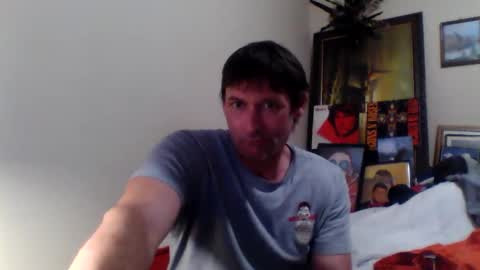 Snapshot of ifoundthegspot chatting on April 6, 9:21 am Darthmark420 online show from April 6, 9:21 am