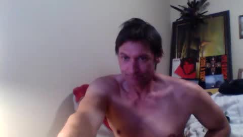 Snapshot of ifoundthegspot chatting on April 14, 9:15 am Darthmark420 online show from April 14, 9:15 am