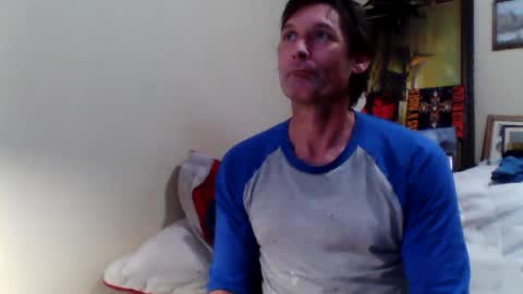 Snapshot of ifoundthegspot chatting on April 17, 9:45 am Darthmark420 online show from April 17, 9:45 am