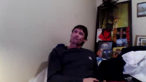 Snapshot of ifoundthegspot chatting on April 18, 11:58 am Darthmark420 online show from April 18, 11:58 am