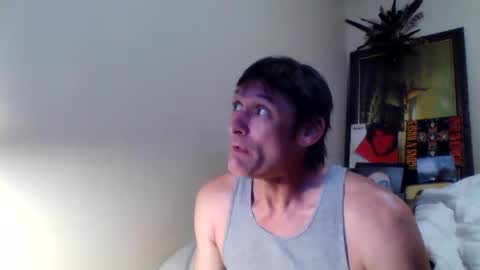 Snapshot of ifoundthegspot chatting on April 19, 7:29 am Darthmark420 online show from April 19, 7:29 am