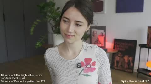 Belle online show from May 14, 9:27 am