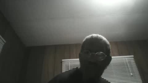 Snapshot of igasu chatting on November 11, 2:44 am igasu online show from November 11, 2:44 am