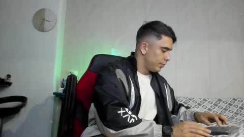 Igor scott online show from December 27, 1:11 am