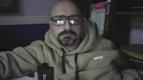 Snapshot of igorargen4 chatting on October 7, 1:03 am igorargen4 online show from October 7, 1:03 am