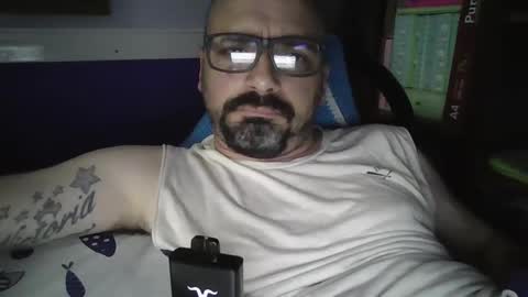 Snapshot of igorargen4 chatting on October 12, 2:21 am igorargen4 online show from October 12, 2:21 am