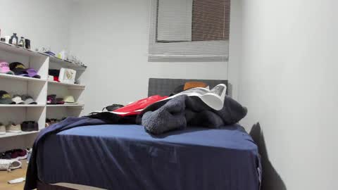 LatinoLoverxxx online show from December 2, 3:04 am