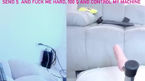 Snapshot of iim_zoe chatting on February 23, 4:32 am Zoe online show from February 23, 4:32 am