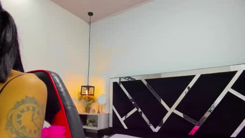 Isabella online show from November 29, 1:14 pm