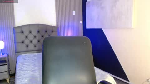 Isa online show from September 24, 8:01 pm