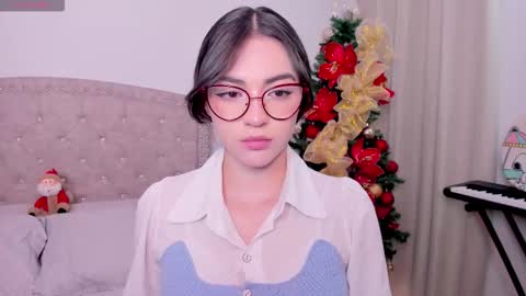 Snapshot of iki_mei chatting on November 26, 3:57 pm Maria online show from November 26, 3:57 pm