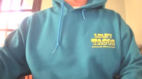 Snapshot of il_undercover chatting on December 5, 2:22 pm il_undercover online show from December 5, 2:22 pm