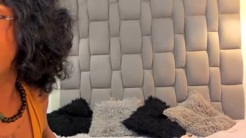 ile_matamba online show from September 30, 2:44 pm