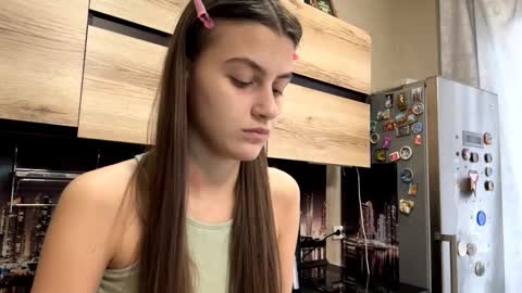 Sophie online show from February 22, 9:30 am