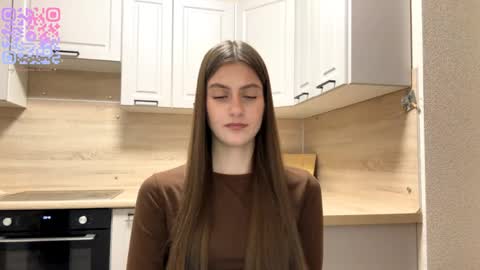 Sophie online show from April 1, 1:41 pm