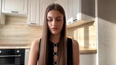 Sophie online show from April 2, 11:08 am