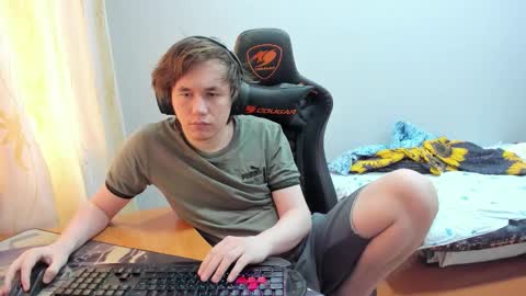 iliaskris online show from September 20, 11:33 am