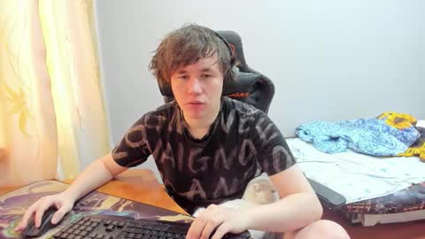 iliaskris online show from September 25, 12:09 pm