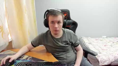 iliaskris online show from December 3, 6:10 am