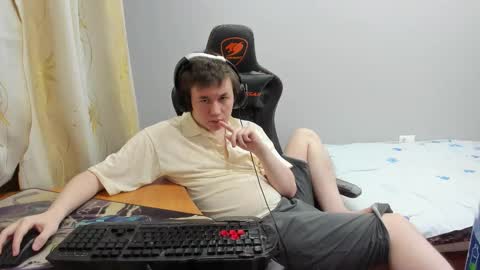 iliaskris online show from January 10, 12:45 am