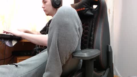 lord online show from November 5, 8:47 am