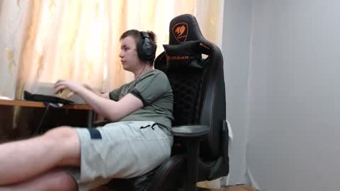 lord online show from December 21, 9:16 am