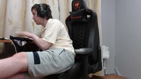 Snapshot of iliaskrisloveee chatting on February 19, 9:22 pm lord online show from February 19, 9:22 pm